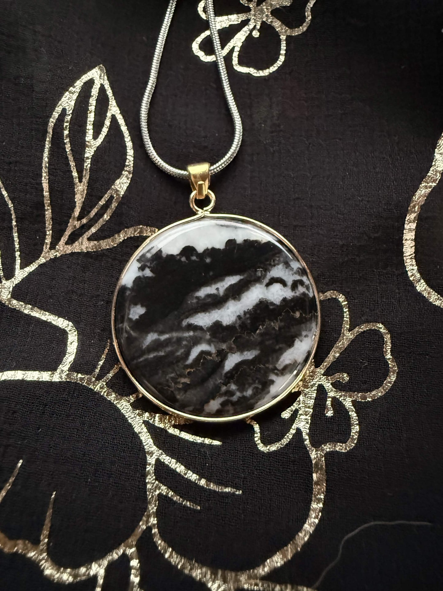 Natural Zebra Jasper Circular Disc Pendant Necklace