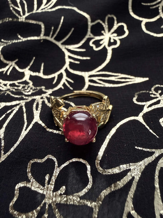 Gold-Tone Red Star Stone Leaf Ring