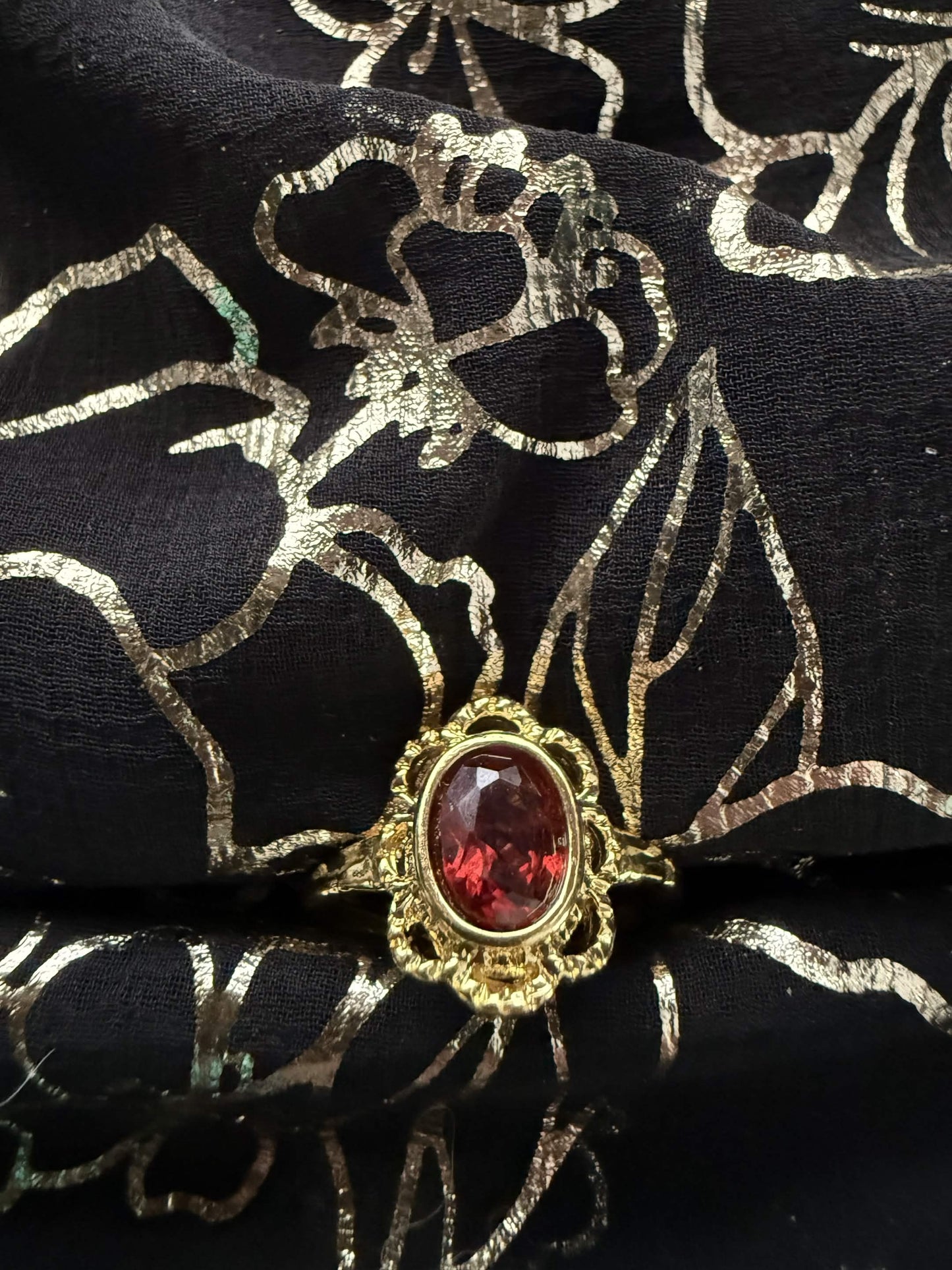 Gold-Tone Copper Rose Crystal Ring – Adjustable Vintage Scalloped Oval Filigree