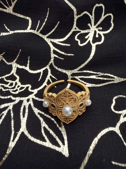 Gold-Plated Gothic Filigree Shield Ring – Adjustable Pearl & Sapphire Blue Crystal Accent Statement Talisman