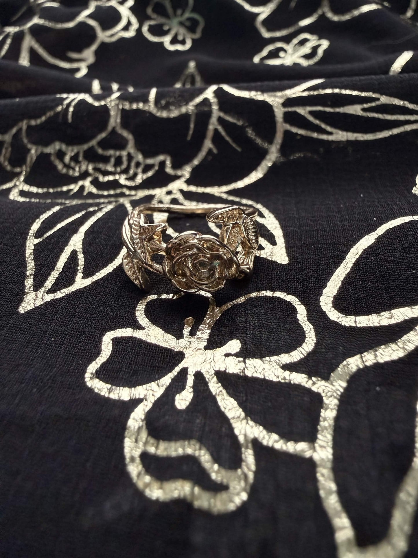 Open Gold-Tone Rose Midi Ring